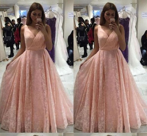 pink v-neck lace evening party dresses a-line floor length formal prom gowns new 2019 girls pageant dresses woman's long vestidos for p, Black;red
pink v-neck lace evening party dresses a-line floor length formal prom gowns new 2019 girls pageant dresses woman's long vestidos for p, Black;red