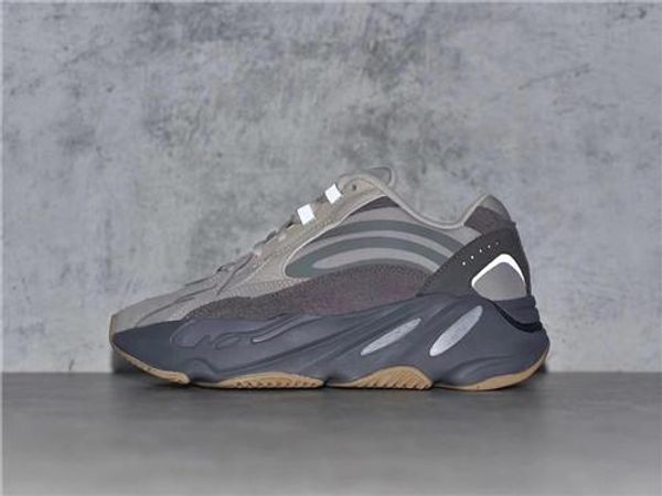 2019 new reflective 700 wave runner inertia tephra solid grey utility black vanta runing shoes men designers shoes women static sneakers
2019 new reflective 700 wave runner inertia tephra solid grey utility black vanta runing shoes men designers shoes women static sneakers