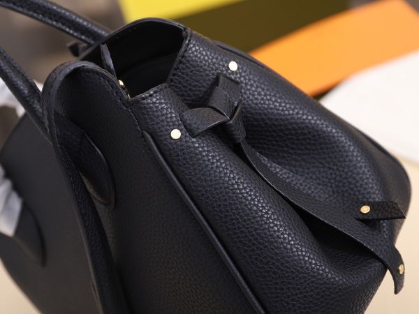 m54346(51684) leather classic fashion handbag card bag zero wallet men's and women's backpacks single shoulder bag m54346(51684
m54346(51684) leather classic fashion handbag card bag zero wallet men's and women's backpacks single shoulder bag m54346(51684