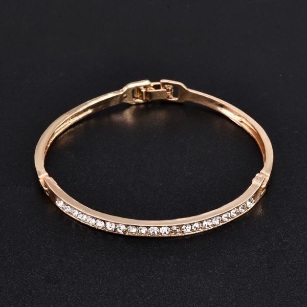 мода золото из нержавеющей стали белый rhinestone кристалл браслет женщины свадеб манжета браслет ювелирных изделий, Black
мода золото из нержавеющей стали белый rhinestone кристалл браслет женщины свадеб манжета браслет ювелирных изделий, Black