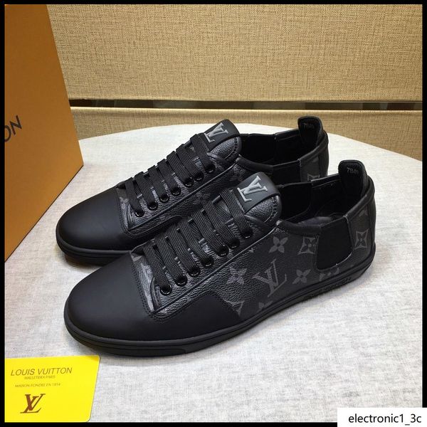 2019qwo spring and autumn men s casual sports shoes high-belt travel sneakers, with micro-standard, with the original box fast deliveryh
2019qwo spring and autumn men s casual sports shoes high-belt travel sneakers, with micro-standard, with the original box fast deliveryh