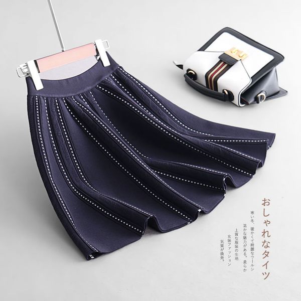 half-body skirt high yao xianshou black and white line knitting short skirt thick and disorderly skirt 1835
half-body skirt high yao xianshou black and white line knitting short skirt thick and disorderly skirt 1835