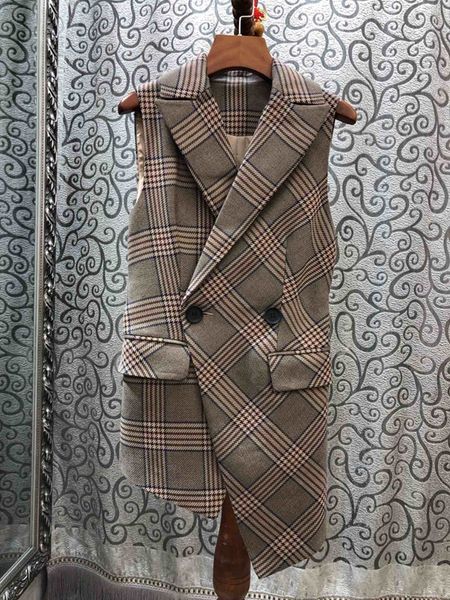 new style women's lapel plaid decoration sleeveless waistcoat 917 in early autumn of 2019, Black;white
new style women's lapel plaid decoration sleeveless waistcoat 917 in early autumn of 2019, Black;white