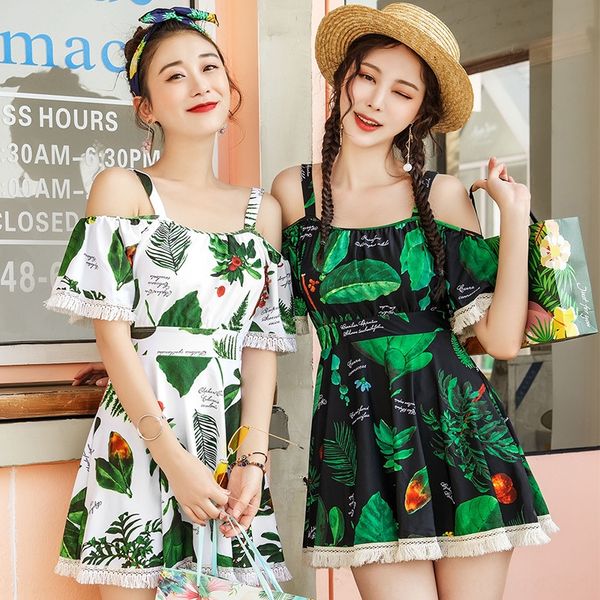 2020 one-piece swimsuit women's dress style conservative belly-covering slim chest gathering backless spring swimsuit, White;black
2020 one-piece swimsuit women's dress style conservative belly-covering slim chest gathering backless spring swimsuit, White;black