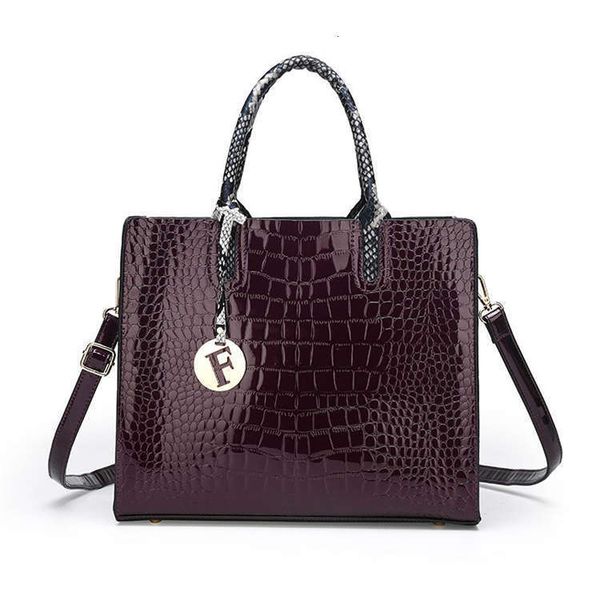 crocodile patent leather tote bag women handbags luxury women bags designer crossbody shoulder bags trunk bag
crocodile patent leather tote bag women handbags luxury women bags designer crossbody shoulder bags trunk bag