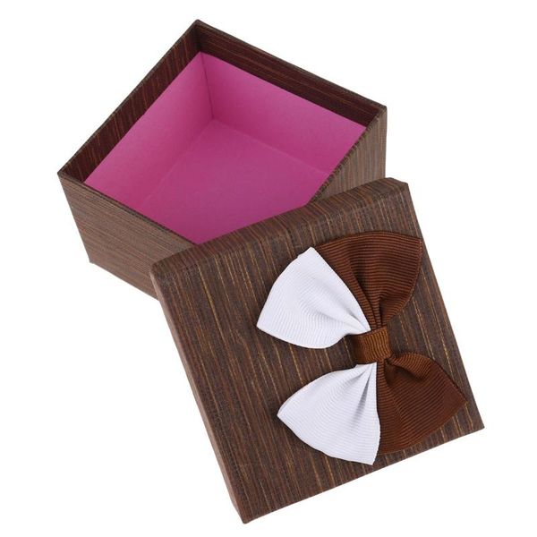 4pcs square candy box beautiful candy gift packing paper box storage for wedding party festival packing boxes
4pcs square candy box beautiful candy gift packing paper box storage for wedding party festival packing boxes