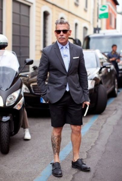 2020 new light blue casual summer suits with short pant 2pieces(jacket+pants+tie) custom made terno latest designs blazer, White;black
2020 new light blue casual summer suits with short pant 2pieces(jacket+pants+tie) custom made terno latest designs blazer, White;black