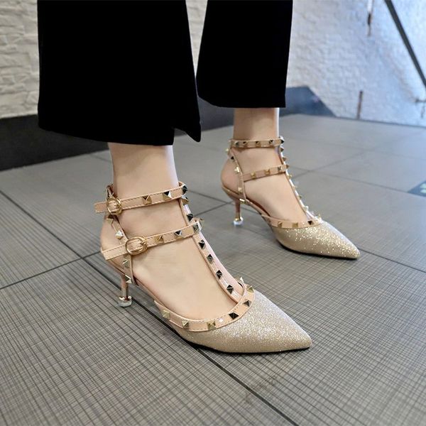 simple cat with closed-toe sandals women's 2019 summer new style fashion rivet thin heeled pointed-toe 6 cm high-heeled ladies, Black
simple cat with closed-toe sandals women's 2019 summer new style fashion rivet thin heeled pointed-toe 6 cm high-heeled ladies, Black