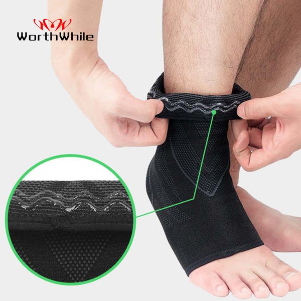 worthwhile 1pc ankle compression support anti-slip for men women gym fitness nylon elastic foot straps protector football brace, Blue;black
worthwhile 1pc ankle compression support anti-slip for men women gym fitness nylon elastic foot straps protector football brace, Blue;black