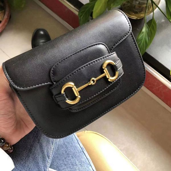 new saddle bag shoulder bags shoulder bag fashion woman graceful crossbody bags simple all match cross body bag
new saddle bag shoulder bags shoulder bag fashion woman graceful crossbody bags simple all match cross body bag