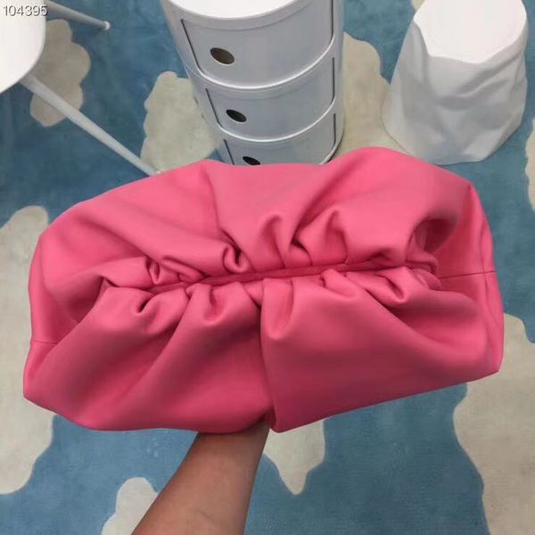 поставки китая различных сумки дизайнера из натуральной кожи сцепления италии коровьей мягкая кожа этого облако плече сумки роза бумажник 38
поставки китая различных сумки дизайнера из натуральной кожи сцепления италии коровьей мягкая кожа этого облако плече сумки роза бумажник 38