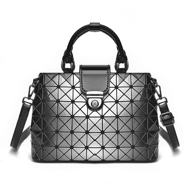 2020 summer and autumn new geometric zipper diamond bag fashion shoulder bag simple diagonal leisure portable
2020 summer and autumn new geometric zipper diamond bag fashion shoulder bag simple diagonal leisure portable