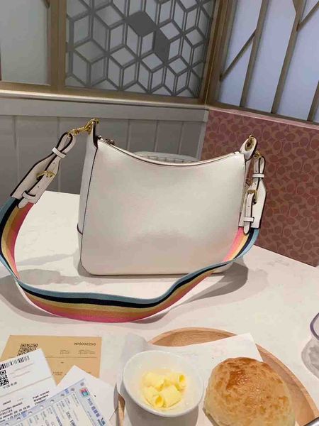 luxury designer womens shoulder bags designer luxury shoulder bags mens cross body rainbow strap practical fresh fashion joker bagutte
luxury designer womens shoulder bags designer luxury shoulder bags mens cross body rainbow strap practical fresh fashion joker bagutte