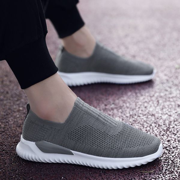 2020 summer new light men rubber running shoes couple shoes mesh breathable slip-on comfortable sneakers made in china
2020 summer new light men rubber running shoes couple shoes mesh breathable slip-on comfortable sneakers made in china