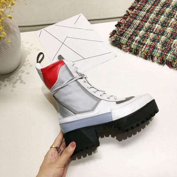 l903 women luxury designer boots white print leather casual lace-up boot 4 colors leather ankle boot chunky heel martin shoes size 35-41, Black
l903 women luxury designer boots white print leather casual lace-up boot 4 colors leather ankle boot chunky heel martin shoes size 35-41, Black