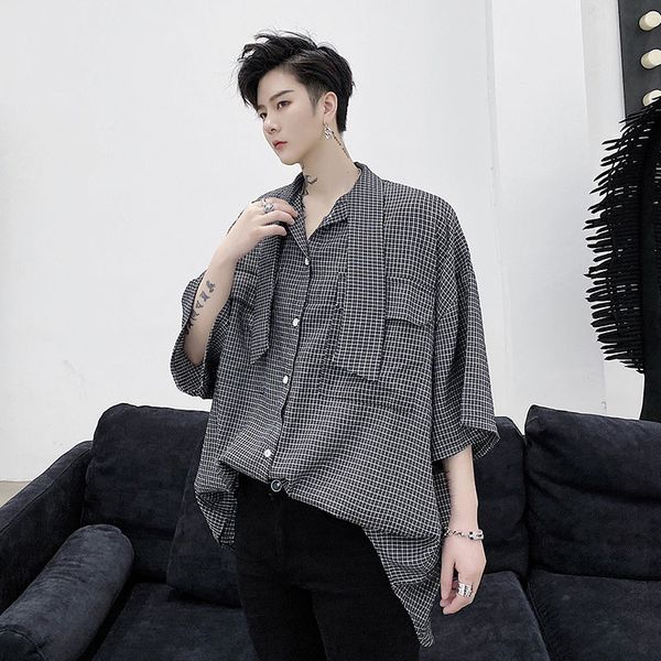 2020 summer new youth popular personality collar design solid color loose hit line five-point sleeve shirt fashion casual top, White;black
2020 summer new youth popular personality collar design solid color loose hit line five-point sleeve shirt fashion casual top, White;black