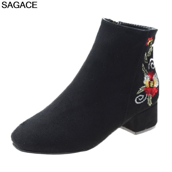 shoes woman autumn winter ankle boots for women suede flower embroidery short plush short booties fashion side zipper ankle boot, Black
shoes woman autumn winter ankle boots for women suede flower embroidery short plush short booties fashion side zipper ankle boot, Black