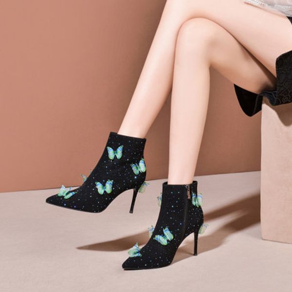 autumn and winter new retro fashion bow rhinestone high heel women short boots pointed rhinestone boots plus velvet, Black
autumn and winter new retro fashion bow rhinestone high heel women short boots pointed rhinestone boots plus velvet, Black