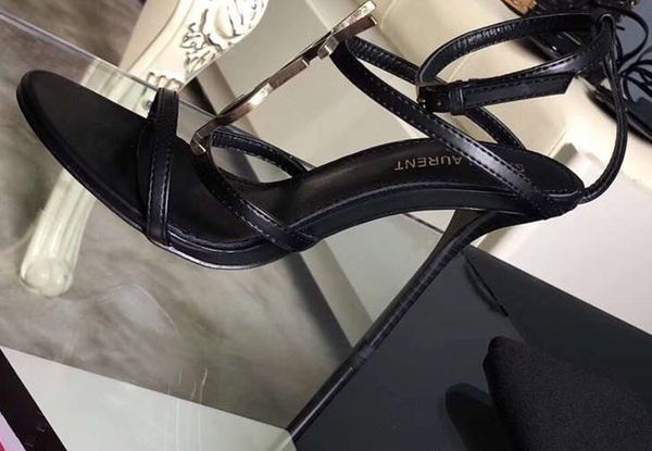 2019 luxury de igner tyle patent leather thrill heel women unique letter andal dre wedding hoe hoe 35 41
2019 luxury de igner tyle patent leather thrill heel women unique letter andal dre wedding hoe hoe 35 41