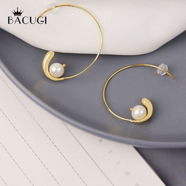 100% natural water white pearl drop earrings party women's earrings fine jewelry brincos 2020 new, Golden;silver
100% natural water white pearl drop earrings party women's earrings fine jewelry brincos 2020 new, Golden;silver