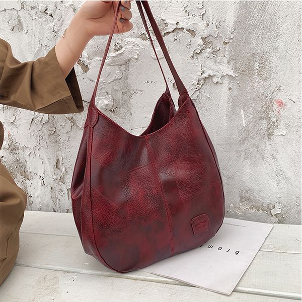 2019 new embossed bucket bag large-capacity three-layer retro simple one shoulder handbag lady bag
2019 new embossed bucket bag large-capacity three-layer retro simple one shoulder handbag lady bag