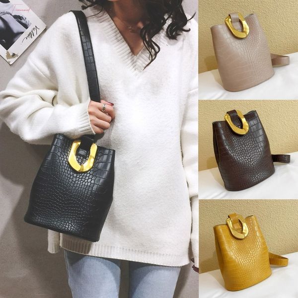 women stone crocodile pattern shoulder bags plug lock bucket bag handbags women bags designer messenger bag sac femme*
women stone crocodile pattern shoulder bags plug lock bucket bag handbags women bags designer messenger bag sac femme*