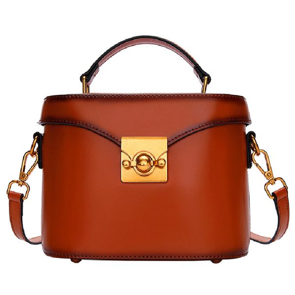 quenya genuine lether female handbag summer bag large capacity office shoulder bag women commuter messenger lady brand purse
quenya genuine lether female handbag summer bag large capacity office shoulder bag women commuter messenger lady brand purse