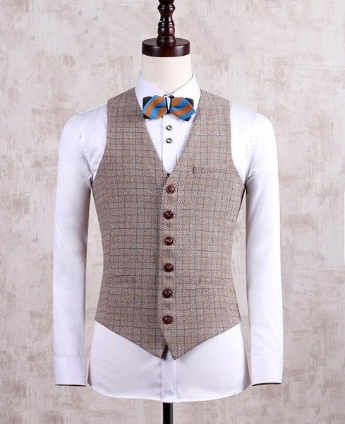 men's casual suit vest notch lapel wool tweed herringbone waistcoat for wedding groomsmen, Black;white
men's casual suit vest notch lapel wool tweed herringbone waistcoat for wedding groomsmen, Black;white