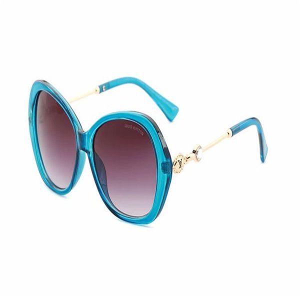5302 2 men design sunglasses millionaire 96006 square black frame blue lens new color summer outdoor avant-garde uv400 lens
5302 2 men design sunglasses millionaire 96006 square black frame blue lens new color summer outdoor avant-garde uv400 lens