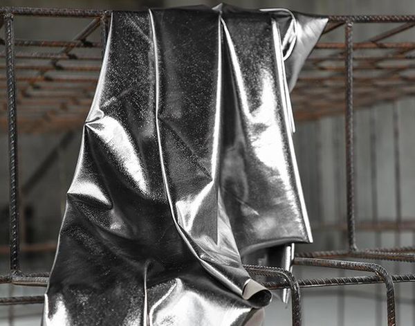 scrapbooking bright matte black coat diy fabric bright metallic pu leather fabric wedding dresses prom tweed thin home textiles fabric a016, Black;white
scrapbooking bright matte black coat diy fabric bright metallic pu leather fabric wedding dresses prom tweed thin home textiles fabric a016, Black;white