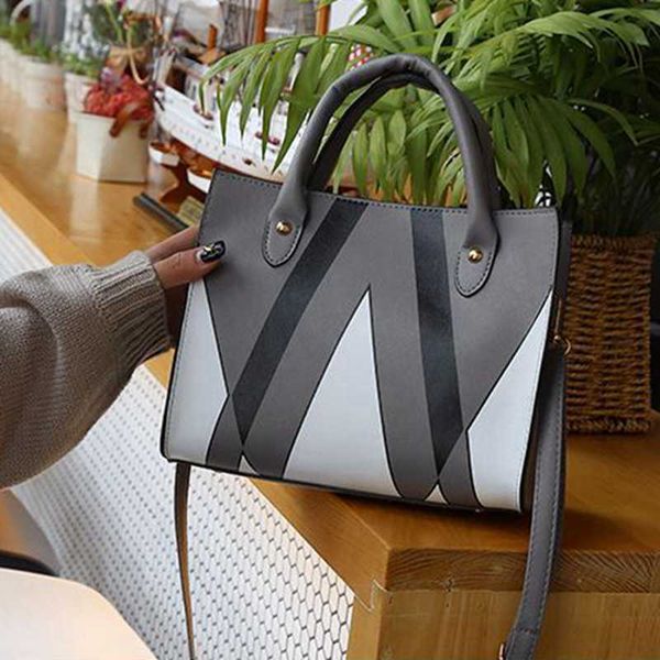 women leather panelled handbags black bucket shoulder bags ladies crossbody bags large capacity female travel shopping bag bolsa
women leather panelled handbags black bucket shoulder bags ladies crossbody bags large capacity female travel shopping bag bolsa