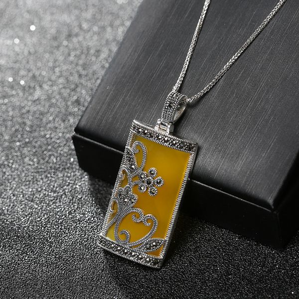 genunine yellow chalcedony square pendant with 925 silver necklace unique craftsmanship pendants with garnet beads necklaces
genunine yellow chalcedony square pendant with 925 silver necklace unique craftsmanship pendants with garnet beads necklaces