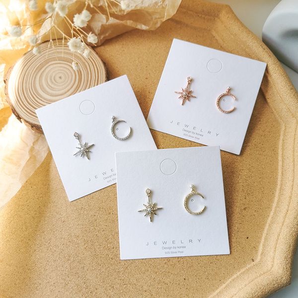 new micro star and moon set with zircon earrings small and exquisite asymmetric pendientes mujer moda boucle d'oreille, Golden;silver
new micro star and moon set with zircon earrings small and exquisite asymmetric pendientes mujer moda boucle d'oreille, Golden;silver