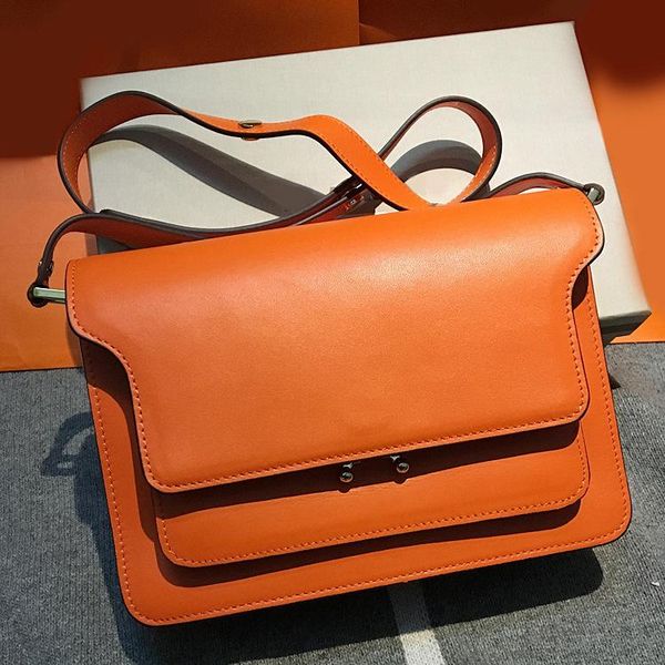 elegant2019 genuine leather luxurious2019 small square cowhide messenger woman organ package single shoulder multi-storey postman bag tide
elegant2019 genuine leather luxurious2019 small square cowhide messenger woman organ package single shoulder multi-storey postman bag tide