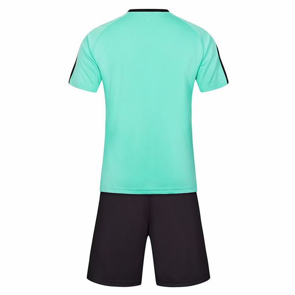 2019 men training football sets with shorts uniforms reversible football jerseys for that home and away look kits sports b37-23, Black;red
2019 men training football sets with shorts uniforms reversible football jerseys for that home and away look kits sports b37-23, Black;red