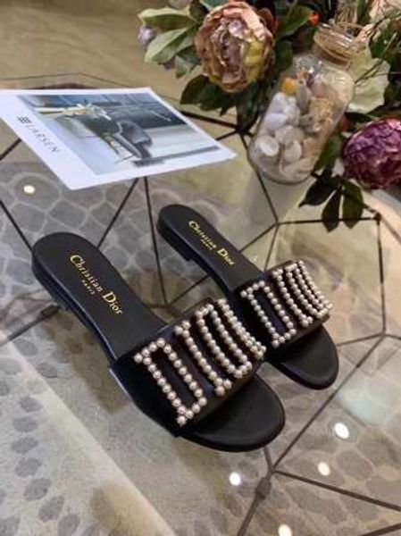 classic sandals coarse heel leather luxury women designer high-heeled shoes suede metal buckle letters for parties wedding sandals h2, Blue;gray
classic sandals coarse heel leather luxury women designer high-heeled shoes suede metal buckle letters for parties wedding sandals h2, Blue;gray