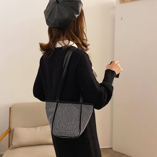 fashion bling rhinestone women's shoulder bags trend wild ladies handbags design clutch evening bags wedding party bag female
fashion bling rhinestone women's shoulder bags trend wild ladies handbags design clutch evening bags wedding party bag female
