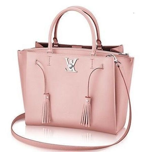 m54572 lockmeto pink real caviar lambskin le boy chain flap bag handbags shoulder messenger bags totes
m54572 lockmeto pink real caviar lambskin le boy chain flap bag handbags shoulder messenger bags totes