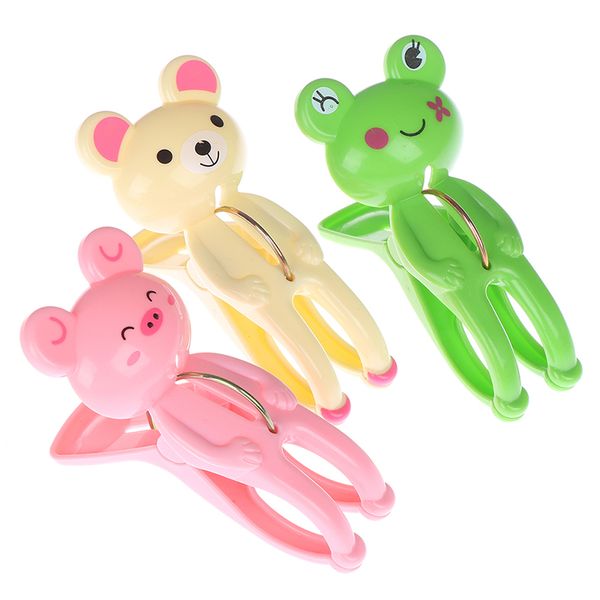 2pcs creative clothes pegs cute frog bear laundry hanging clothes pins beach towel clips quilt clamp household clothespins
2pcs creative clothes pegs cute frog bear laundry hanging clothes pins beach towel clips quilt clamp household clothespins