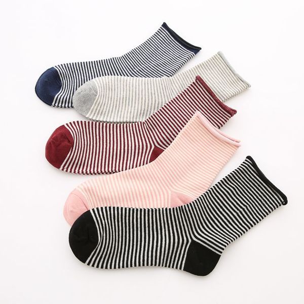 2017 10 pieces = 5 pairs autumn winter simple striped socks women socks curl college style cotton, Black;white
2017 10 pieces = 5 pairs autumn winter simple striped socks women socks curl college style cotton, Black;white