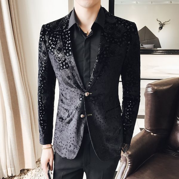 leopard pirnting large size blazer men british style singer host stage costume party nightclub jacket groom suit casual coat, White;black
leopard pirnting large size blazer men british style singer host stage costume party nightclub jacket groom suit casual coat, White;black