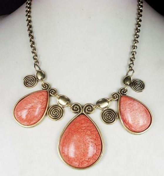 vintage style высекая ювелирные изделия рукотворная капель gemstone choker ожерелье женщин, Golden;silver
vintage style высекая ювелирные изделия рукотворная капель gemstone choker ожерелье женщин, Golden;silver