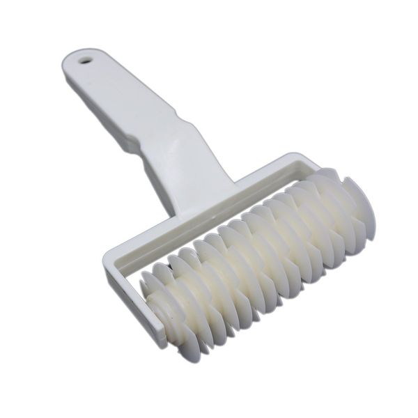 2018 plastic baking tool pizza pastry lattice roller cutter pull net wheel knife for dough cookie pie craft kitchen accessories
2018 plastic baking tool pizza pastry lattice roller cutter pull net wheel knife for dough cookie pie craft kitchen accessories