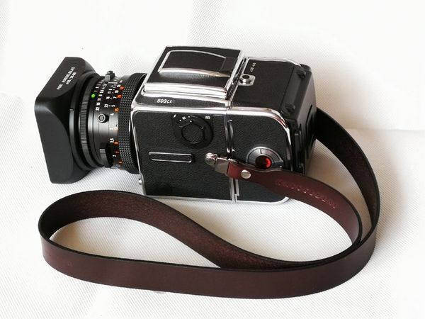 wide leather neck strap with lugs fits for hasselblad 500cm 501 503 cx cw camera neck shoulder strap wrist belt
wide leather neck strap with lugs fits for hasselblad 500cm 501 503 cx cw camera neck shoulder strap wrist belt