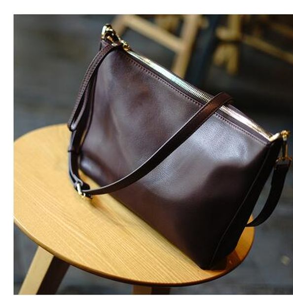 new soft cowhide is contracted 100 take large capacity recreational and restoring ancient ways dermis one shoulder to cross female bag 
new soft cowhide is contracted 100 take large capacity recreational and restoring ancient ways dermis one shoulder to cross female bag