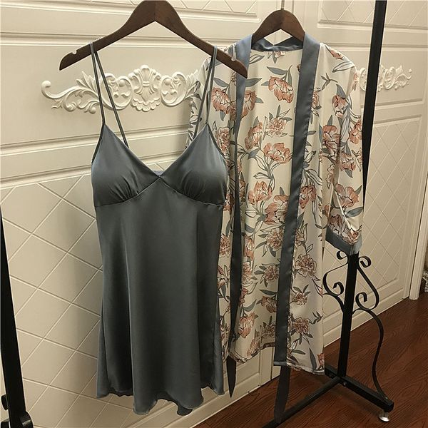 silk pyjamas for women floral womens pajama set 2020 women's nightie satin sleepwear v-neck home suit pijama mujer 2 piece, Black;red
silk pyjamas for women floral womens pajama set 2020 women's nightie satin sleepwear v-neck home suit pijama mujer 2 piece, Black;red