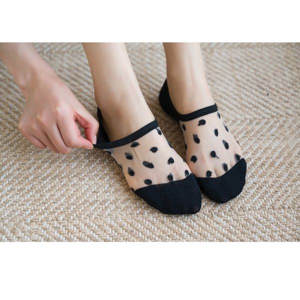 3 pair/set lot colorful cute girl women dot socks mix summer colors cool feeling home indoor floor socks color breathable sox, Black;white
3 pair/set lot colorful cute girl women dot socks mix summer colors cool feeling home indoor floor socks color breathable sox, Black;white