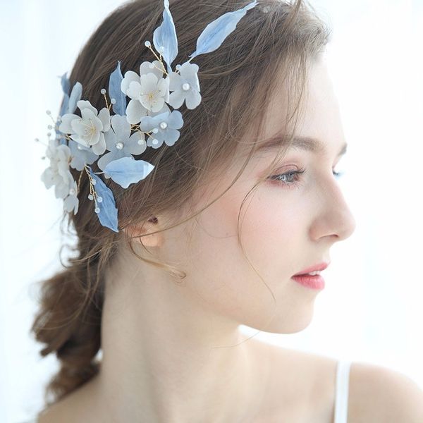 vintage blue silk flower headpiece bridal crystal ornaments jewelry wedding hair accessories cotton leaf hair clip protein, Golden;white 
vintage blue silk flower headpiece bridal crystal ornaments jewelry wedding hair accessories cotton leaf hair clip protein, Golden;white