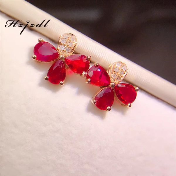18-carat gold natural ruby diamond earrings/simple youth style, Golden;silver
18-carat gold natural ruby diamond earrings/simple youth style, Golden;silver