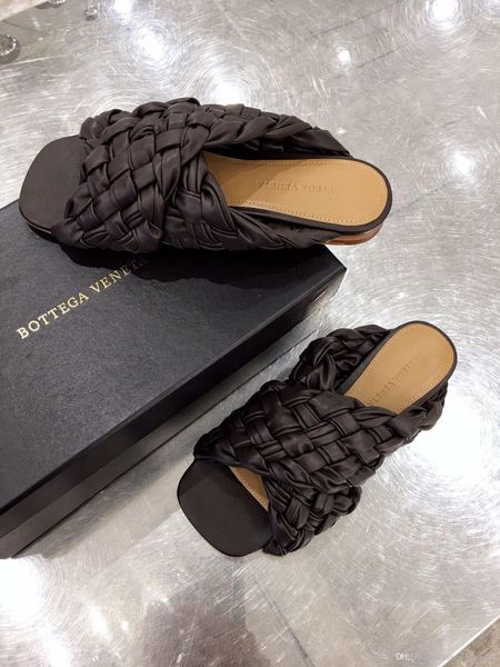 designer slides fashion luxury women sandals designer flip flops women flat slipper criss-cross straps board flat sandals